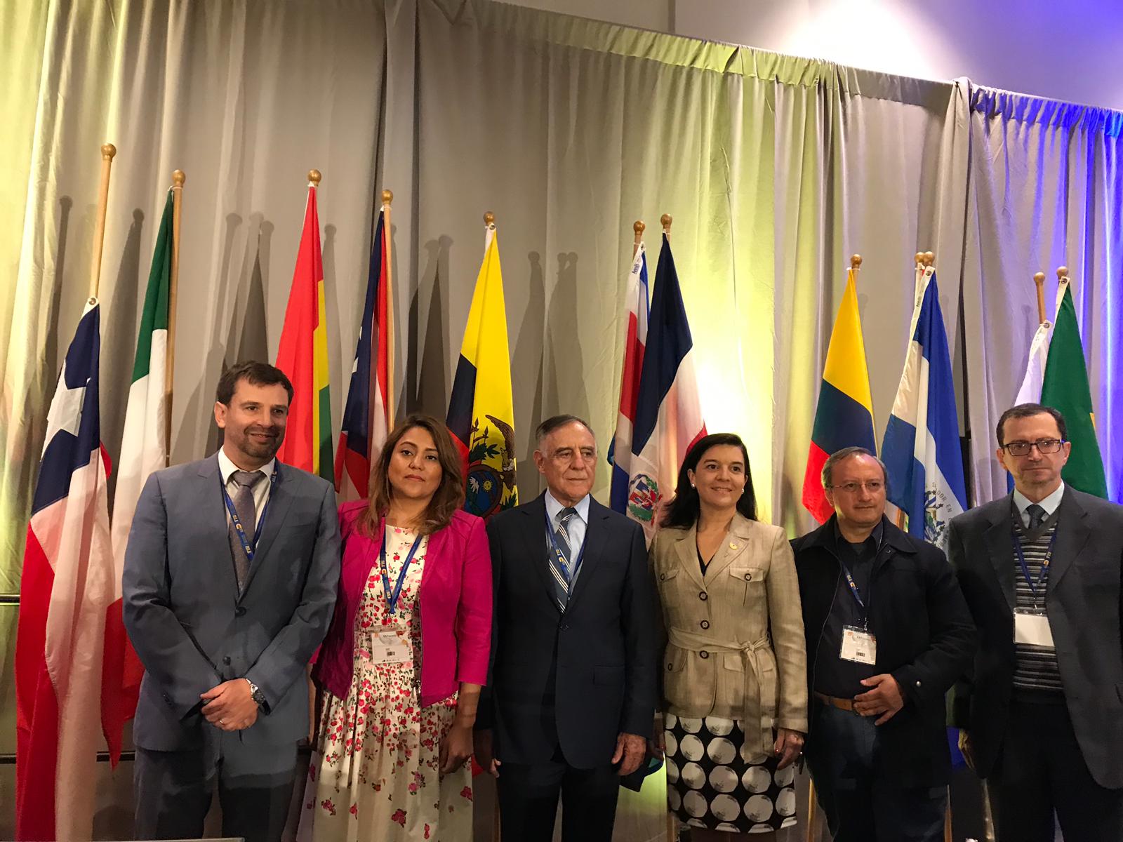 XXV Conferencia Regional de FIU y el Condado de Miami-Dade. El panel estuvo formado por miembros de CIFAL (Naciones Unidas), la Universidad Técnica Particular de Loja, la Alcaldía de Quito, la cooperación Alemana GIZ y The Trust for the Americas.